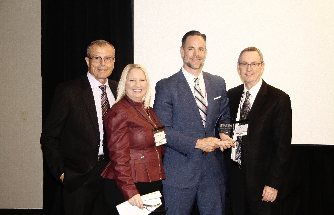 Alan Humphreys receiving Lifetime Visionary Award